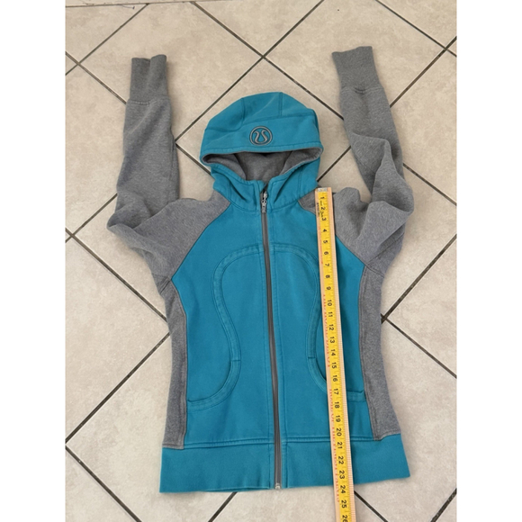 LULULEMON OASIS SCUBA HOODIE JACKET BLUE AND GRAY COLOR SIZE 8 PTP 18” - Picture 7 of 9